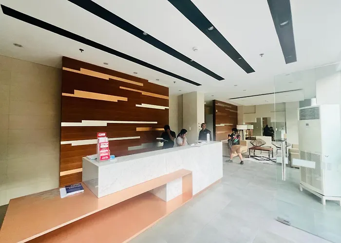 Aparthotel Luxe 1br Penthouse In Hyde Park Residences